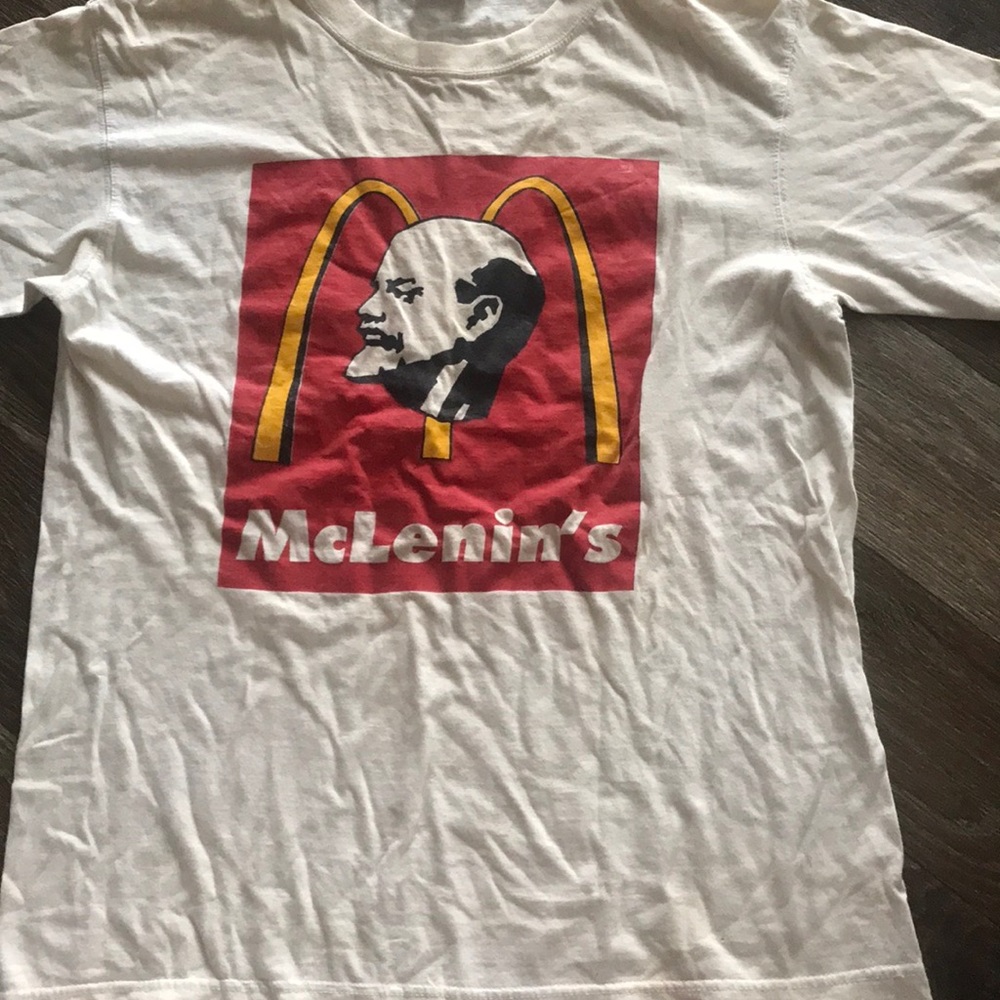 McLenin's T-shirt size Medium